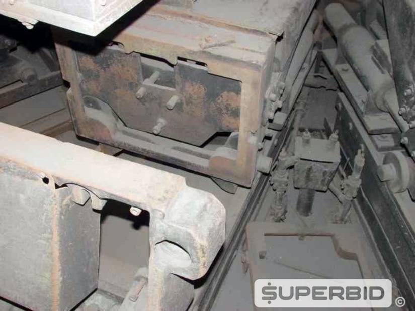 CARROSSEL PARA FUNDIÇÃO FABRICAÇÃO PRÓPRIA PARA MOLDAGEM DE PEÇAS EM FERRO GUSA E AÇO COM QUEIMADOR E EXAUSTORES (Ref.: Carrossel 3)