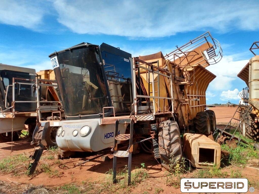 SUCATA DE PLANTADEIRA DE CANA TROPICANA SMI 10.000 6x6, ANO: 2008, SÉRIE: HY6X60022 (Ref: 70)