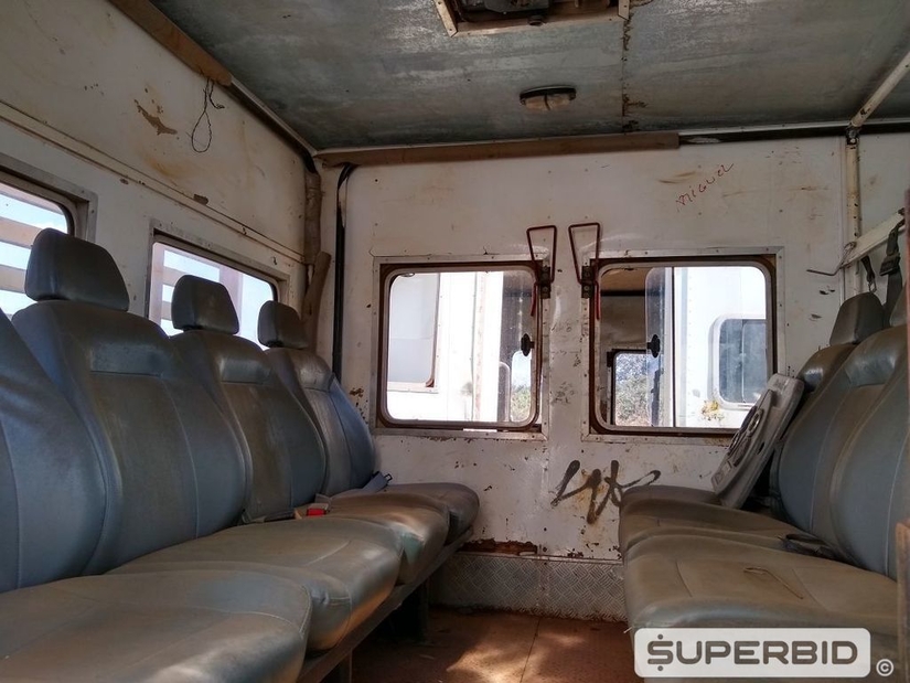 CAMINHÃO CABINADO VOLKSWAGEN 8.150 E DELIVERY PLUS, 2011/2012, Placa FINAL 4 (MG), (Ref.: SW)