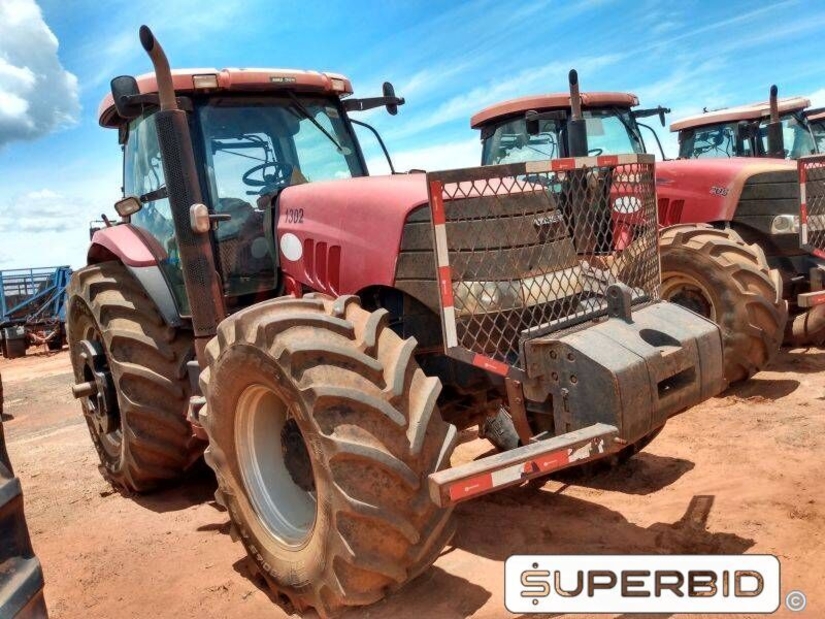 TRATOR DE PNEUS CASE IH PUMA 205 4X4, ANO: 2013, SÉRIE: PB18C400288 (Ref: 1302)