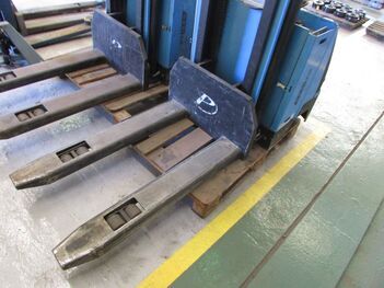 PALETEIRA ELÉTRICA PALETRANS PT1629, CAP.: 1,6 TON., SÉRIE: 1258038. (Ref.: WMGW_UM02)