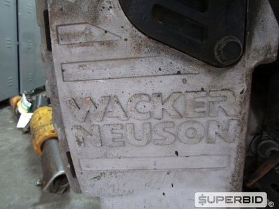 03 COMPACTADORES DE SOLO Á GASOLINA WACKER NEUSON, CAP.: 70 KG (Ref.: FDE)