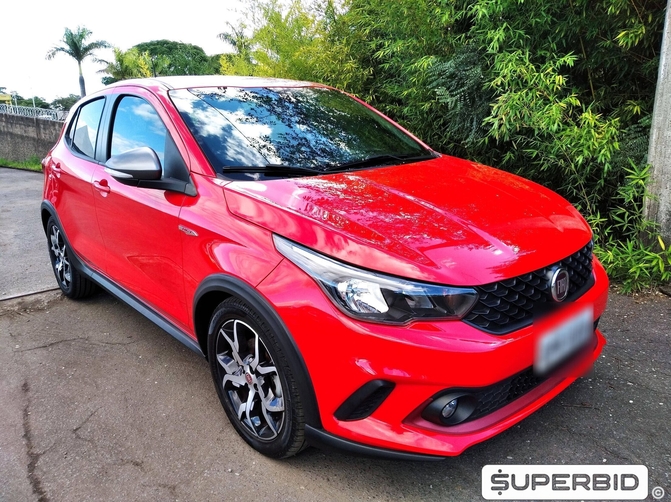 Fiat Argo Hgt 1.8, 2018/2019, Vermelho modena, 13.899 KM, Flex, Câmbio Automático, Roda de liga leve, Kit Tech + Kit Stile (Bancos em Couro), Câmera de ré, IPVA 2021 pago, Laudo cautelar aprovado.