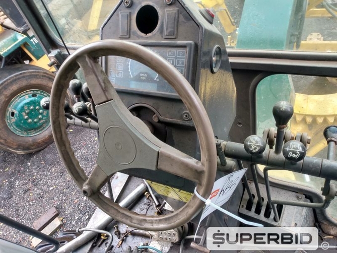 MOTONIVELADORA NEW HOLLAND RG-140, ANO: 2005, SÉRIE: NGAF00236 (Ref: RBB)