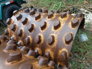 CAPA ROLO COMPACTADOR PÉ DE CARNEIRO, DIM: 1700 X 1300 MM (Ref.: RBO)