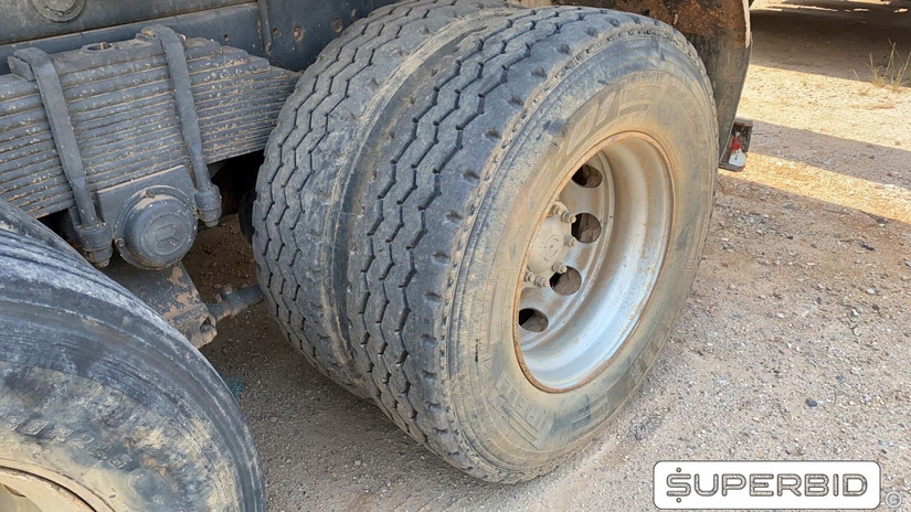 CAMINHÃO BASCULANTE VOLKSWAGEN 31-260 E TRUCK 6x4, 2007/2008, Placa FINAL 7 (RJ), (Ref.: IBY)