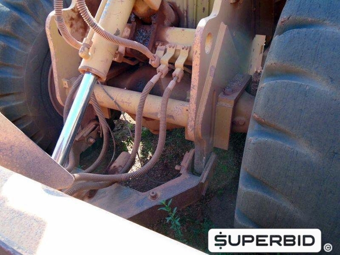 TRATOR DE PNEUS CATERPILLAR 824H, ANO: 2007, CAP: 4,67M³, SÉRIE: CAT08Z4HVASXOO202 (Ref: TP 4004)