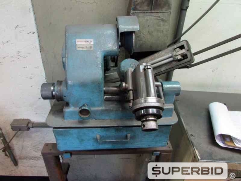 01 AFIADORA DE BASTÃO PARA METAL DURO REGMED ABV, ANO 1981, SÉRIE.: 604/65 E 01 SERRA DE FITA TITAN (Ref.: 12140-778-12134)