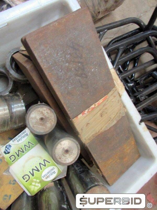 PEÇAS PARA MÁQUINAS PESADAS: BUCHAS, FILTROS, PINOS, CHAPAS DESGASTE, CAMISA, VEDADOR E OUTROS, (104 PÇ.) (Ref.: JE)