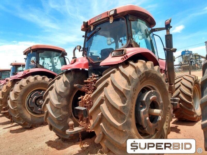 TRATOR DE PNEUS CASE IH PUMA 205 4X4, ANO: 2013, SÉRIE: PB18C400288 (Ref: 1302)