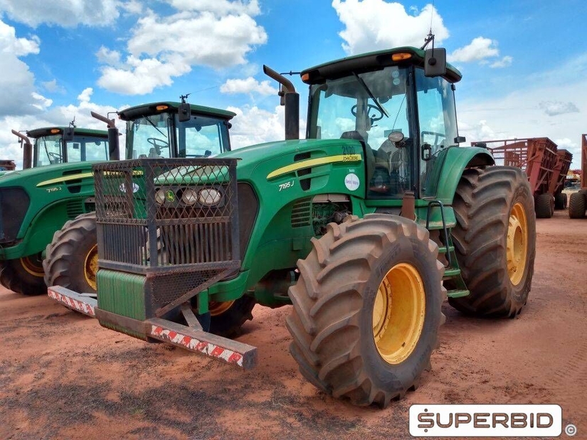 TRATOR DE PNEUS JOHN DEERE 7195J 4X4, ANO: 2016, SÉRIE: 1BM7195JJGH001724 (Ref: 2120)