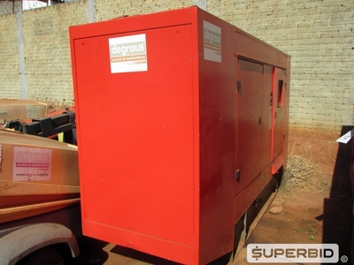 ALTERNADOR CABINADO P/ GERADOR, CAP.: 150 KVA (Ref.: PAT/ 207942121)