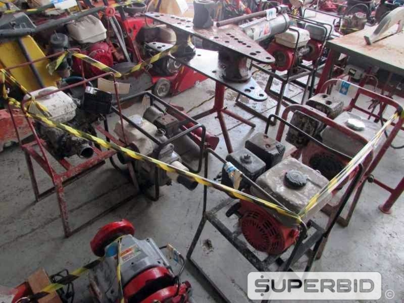 SERRA DE BANCADA, BOMBA CENTRIFUGA, CURVADOURA DE TUBOS E MOTOR DE ACIONAMENTO Á GASOLINA, (10 PÇ.) (Ref.: JCT)