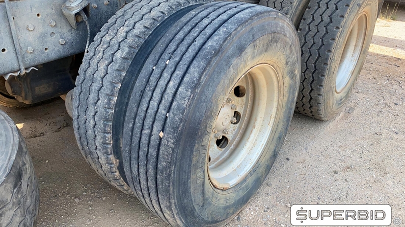 CAMINHÃO BASCULANTE VOLKSWAGEN 31-260 E TRUCK 6x4, 2007/2008, Placa FINAL 7 (RJ), (Ref.: IBY)