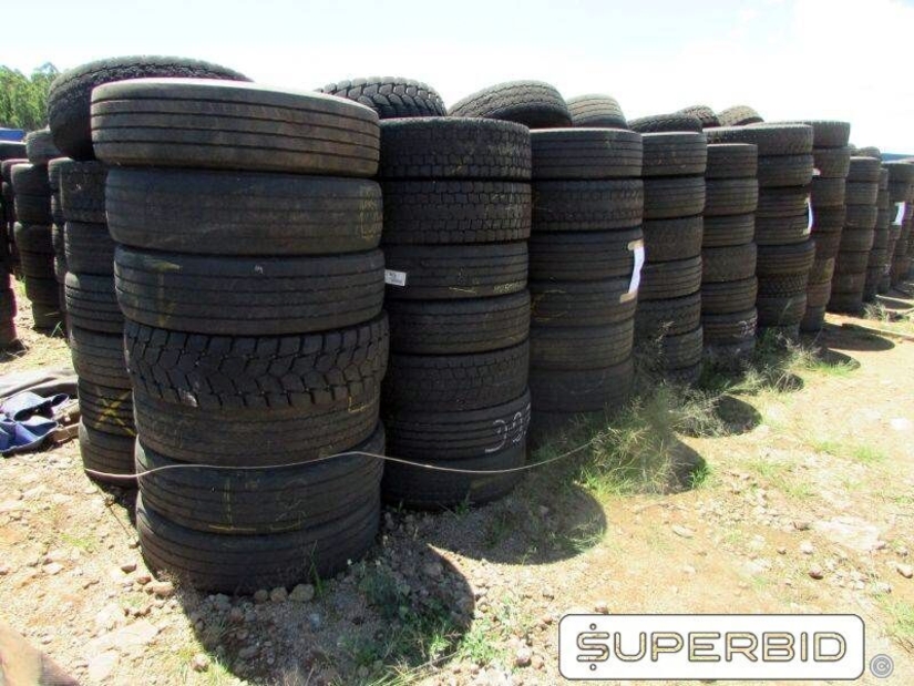 100 SUCATAS DE PNEUS DIVERSAS MEDIDAS (Ref.: D-23)